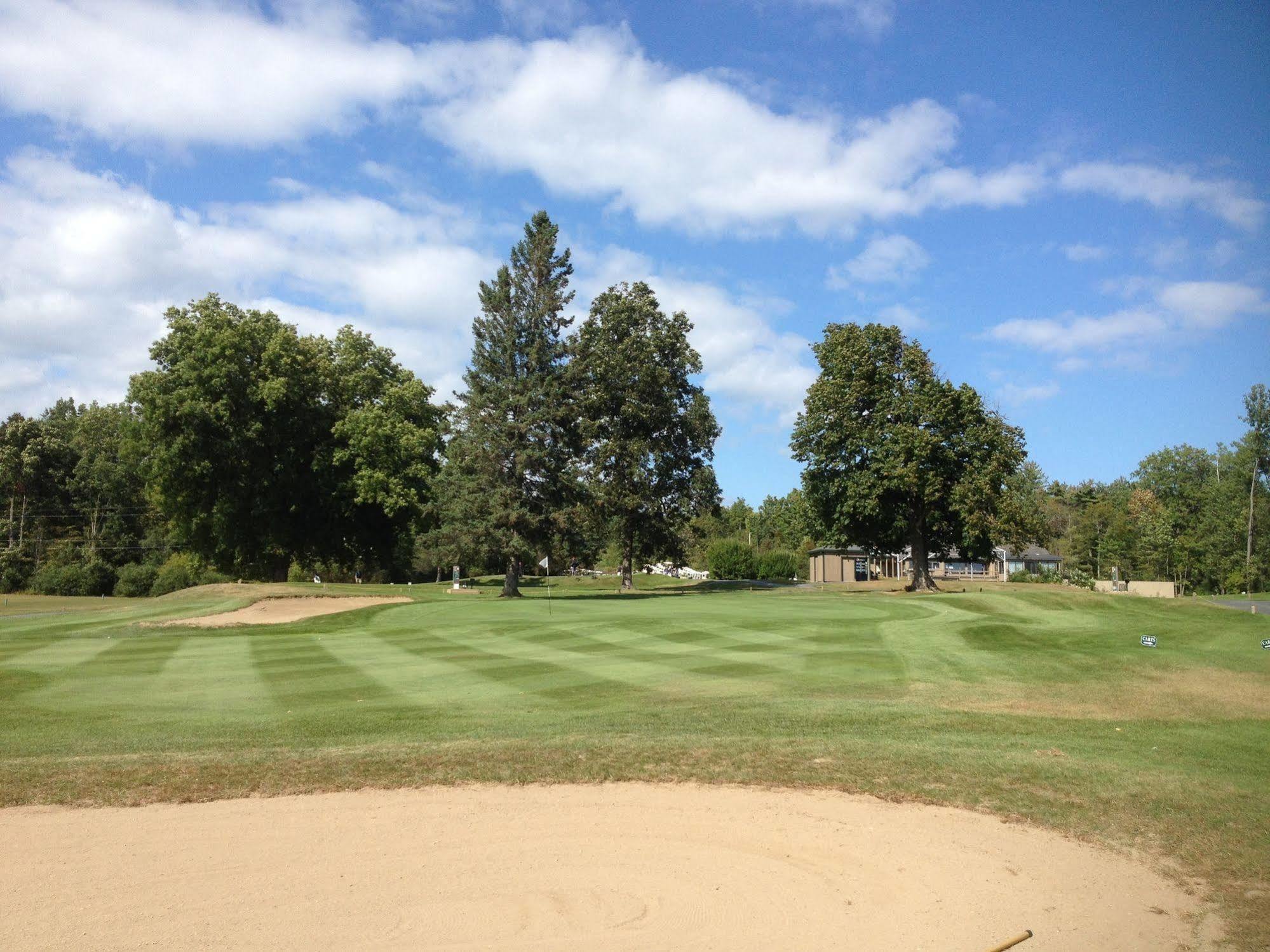 Bluff Point Golf Resort プラッツバーグ エクステリア 写真