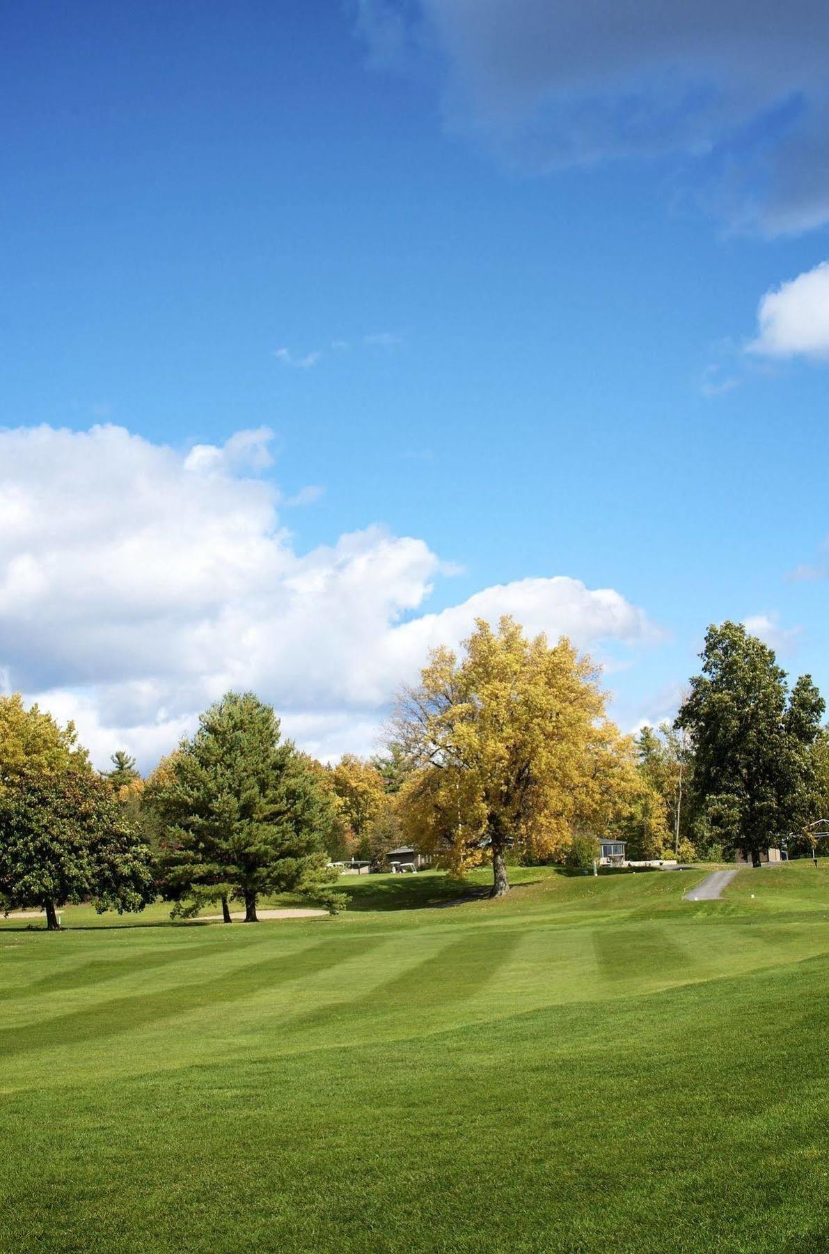 Bluff Point Golf Resort プラッツバーグ エクステリア 写真